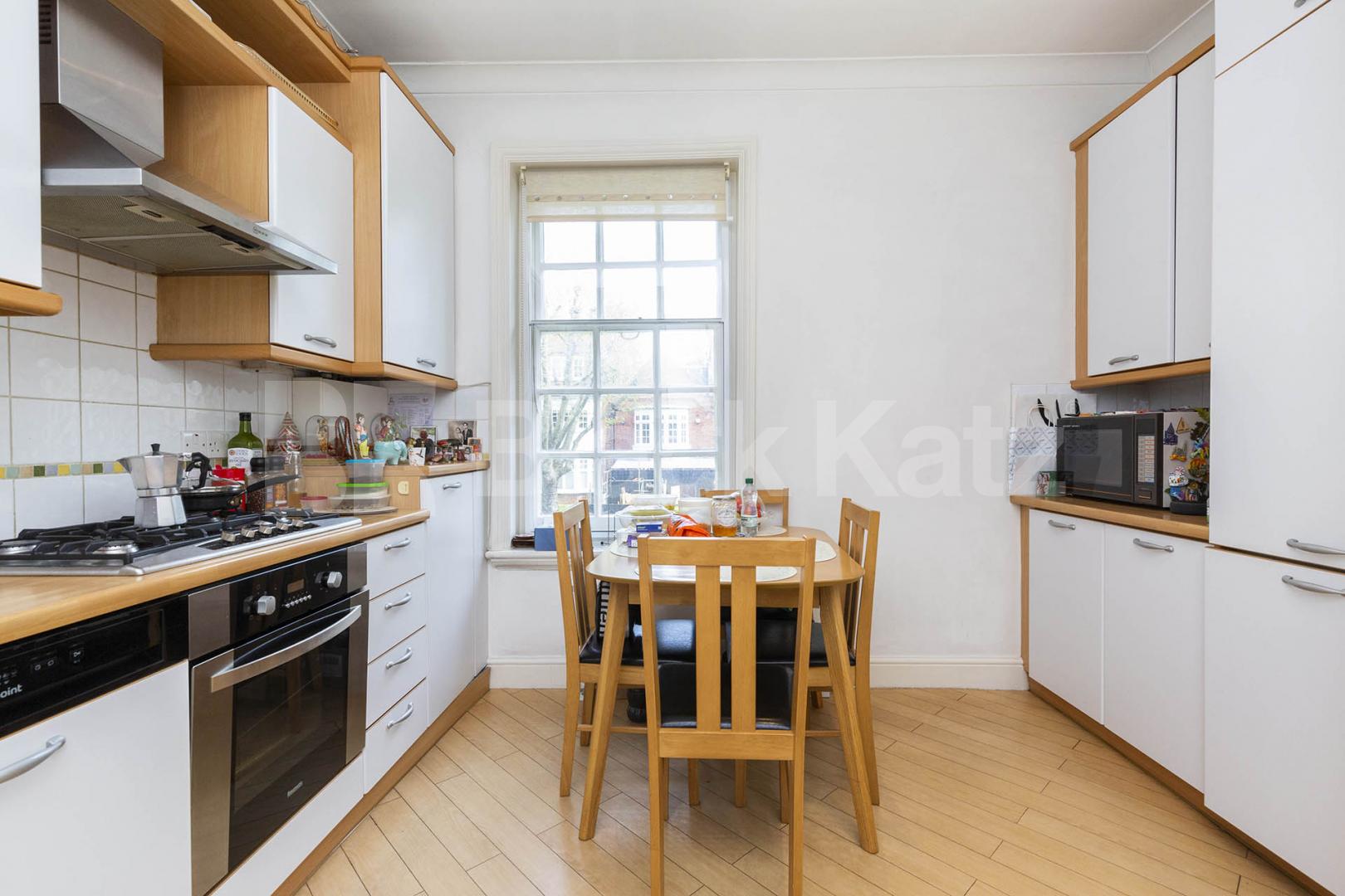 Spacious three double bedroom property with terrace Ferncroft Avenue, Hampstead